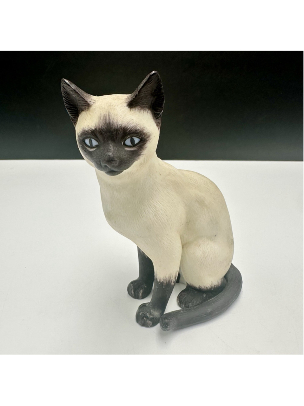 Andrea by Sadek Siamese Cat Figurine 5.5” Vintage #8290 Ceramic Kitty